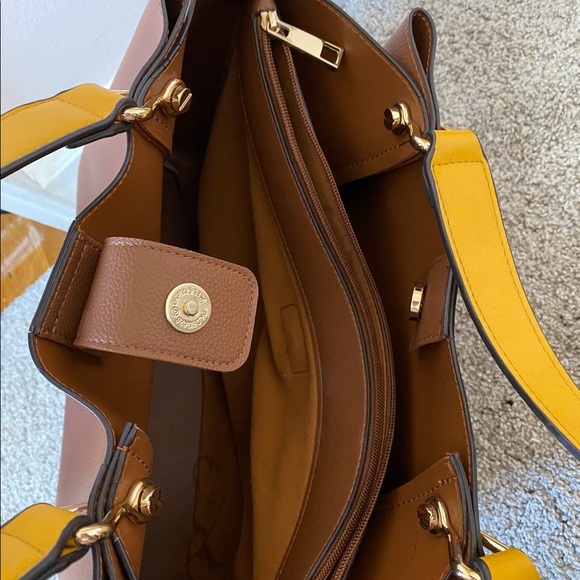 DELETE - Picture 7 of 14